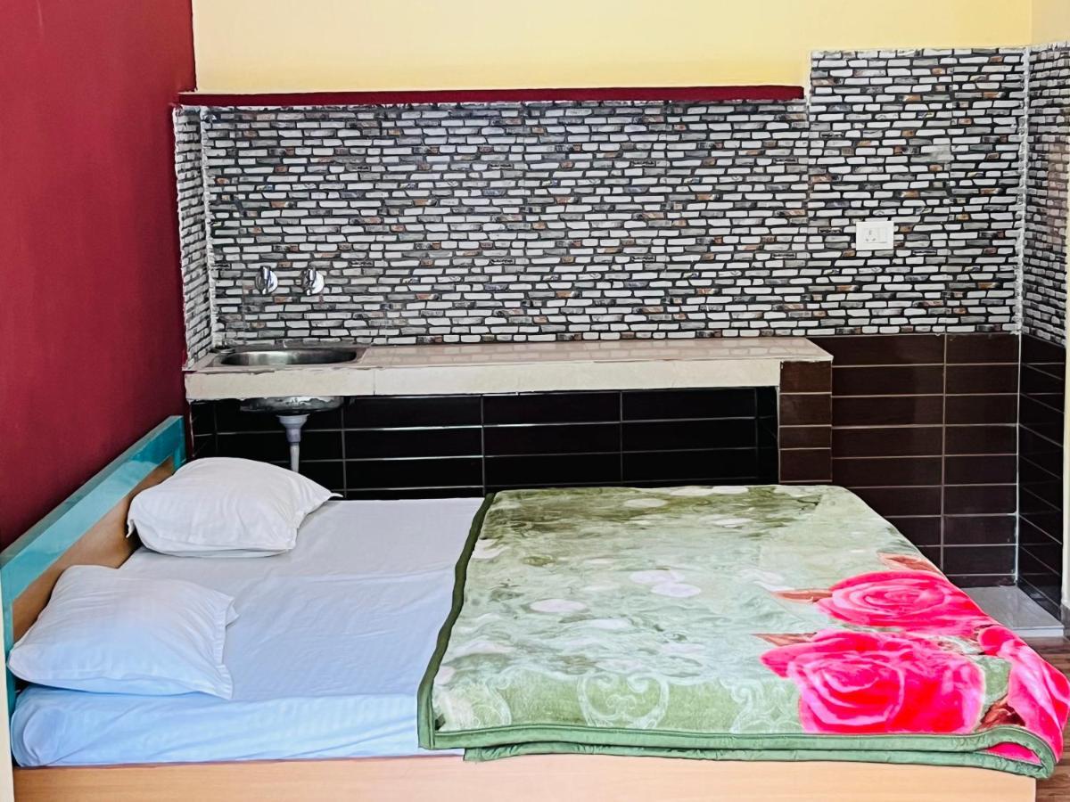 Girish Alay Home Stay Rudraprayag Екстер'єр фото