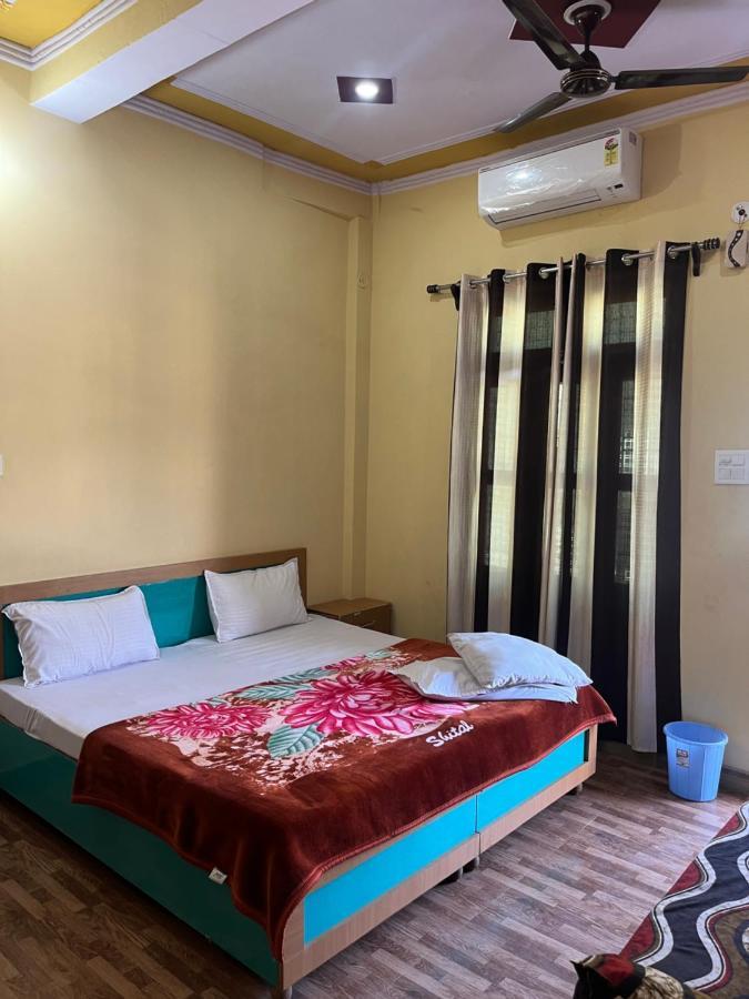 Girish Alay Home Stay Rudraprayag Екстер'єр фото