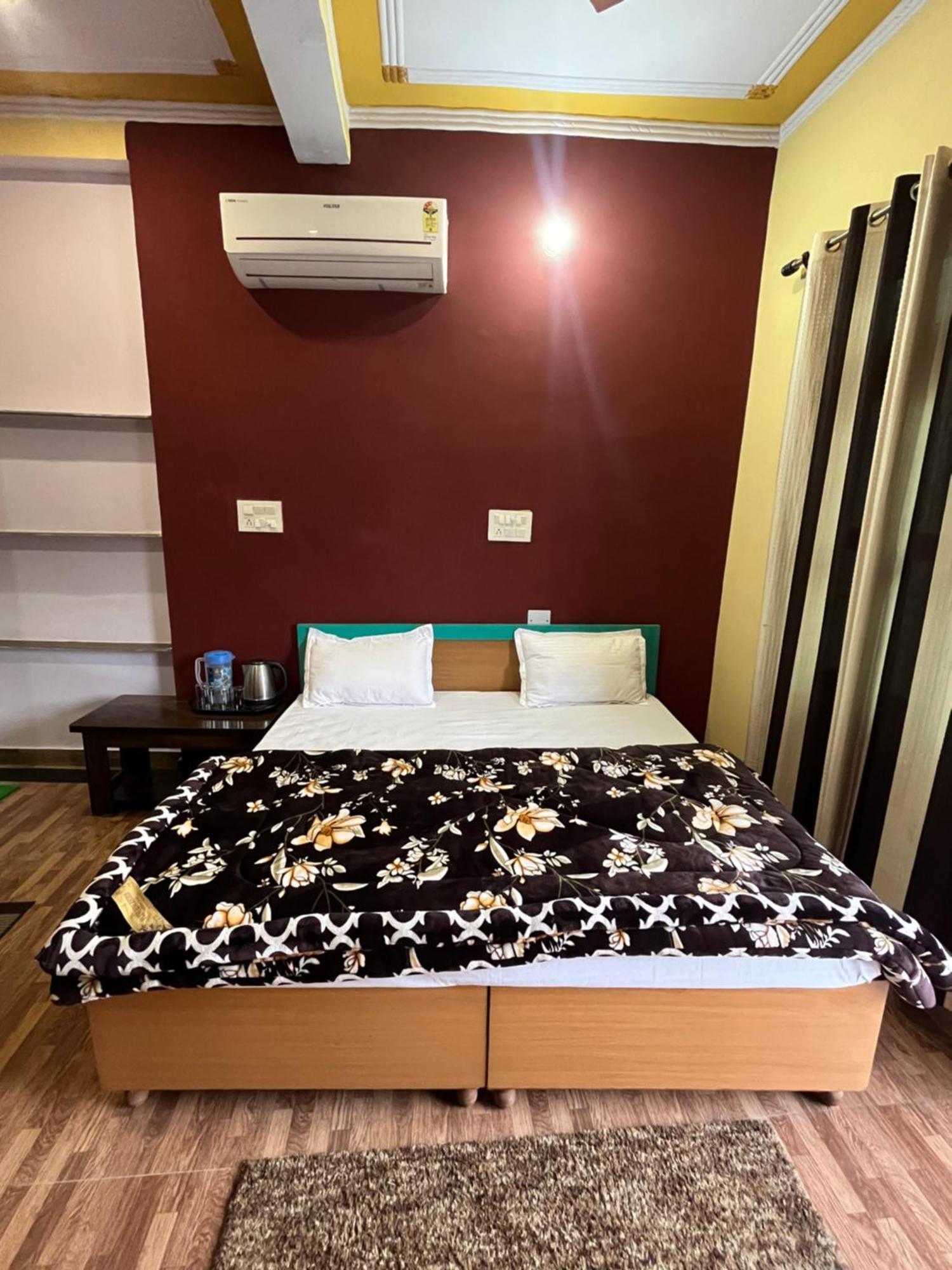 Girish Alay Home Stay Rudraprayag Екстер'єр фото